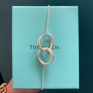 Tiffany & Co interlocking circles pendant on 16” chain